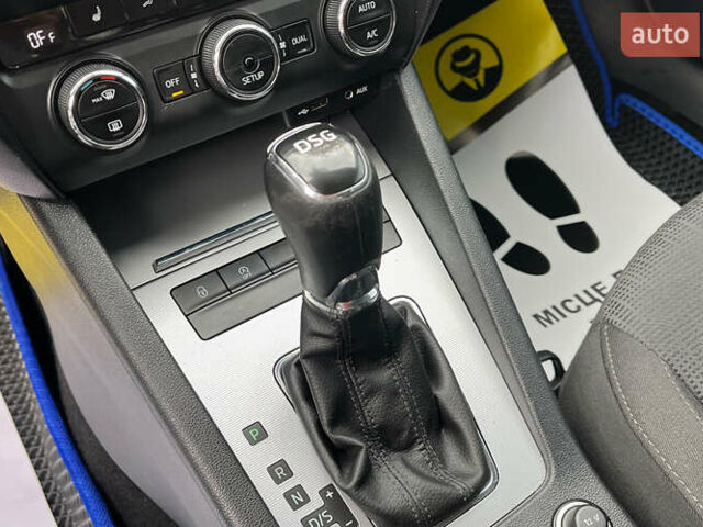 Шкода Октавия 2014 в Коломые на Automoto.ua Синий Шкода Октавия, объемом двигателя 1.97 л и пробегом 227 тыс. км за 11999 $, фото 14 на Automoto.ua