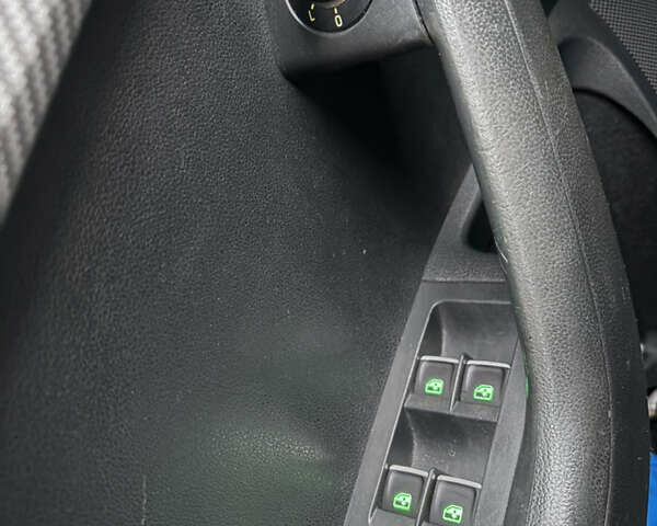 Синій Шкода Октавія, об'ємом двигуна 1.4 л та пробігом 320 тис. км за 9900 $, фото 13 на Automoto.ua