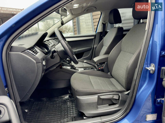 Синій Шкода Октавія, об'ємом двигуна 1.4 л та пробігом 180 тис. км за 9900 $, фото 17 на Automoto.ua