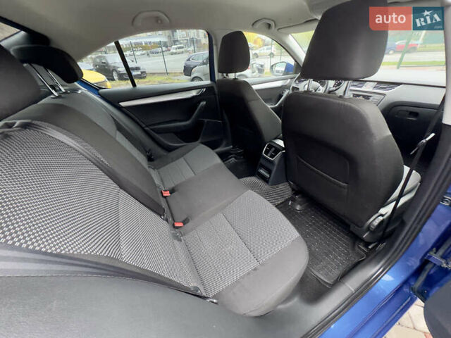 Синій Шкода Октавія, об'ємом двигуна 1.4 л та пробігом 180 тис. км за 9900 $, фото 30 на Automoto.ua