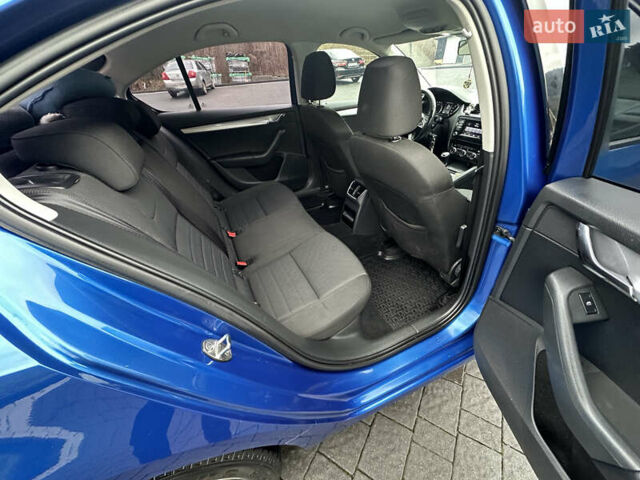 Синій Шкода Октавія, об'ємом двигуна 1.97 л та пробігом 277 тис. км за 10500 $, фото 27 на Automoto.ua