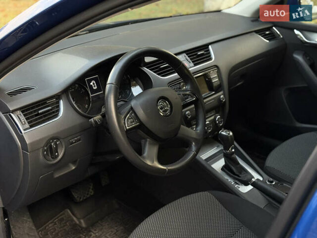 Синий Шкода Октавия, объемом двигателя 1.8 л и пробегом 133 тыс. км за 13800 $, фото 16 на Automoto.ua