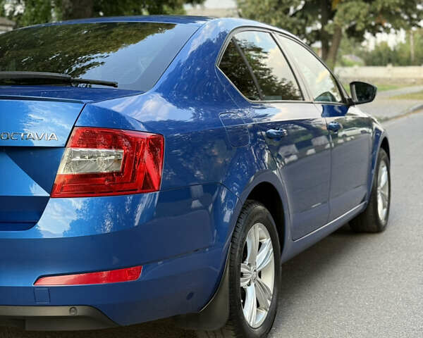 Синий Шкода Октавия, объемом двигателя 1.8 л и пробегом 133 тыс. км за 13800 $, фото 8 на Automoto.ua