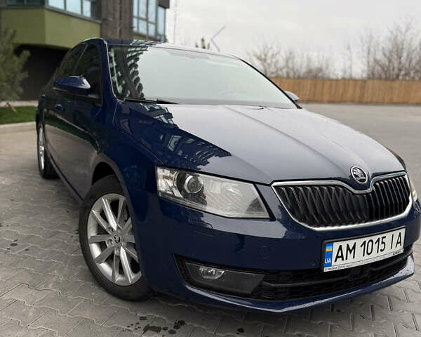 Синий Шкода Октавия, объемом двигателя 1.97 л и пробегом 228 тыс. км за 13200 $, фото 3 на Automoto.ua