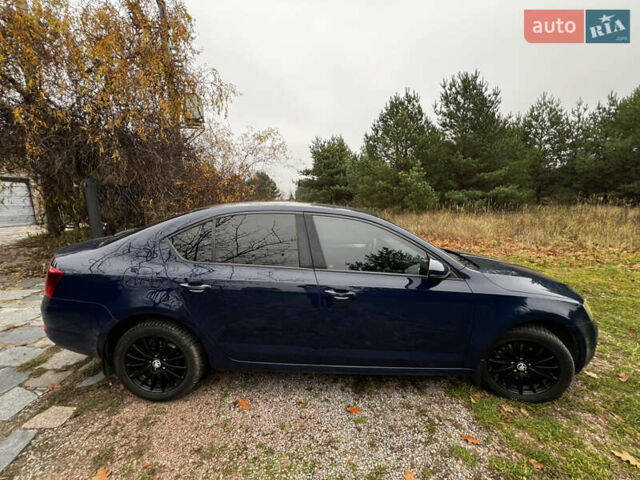 Синий Шкода Октавия, объемом двигателя 1.4 л и пробегом 122 тыс. км за 12500 $, фото 1 на Automoto.ua