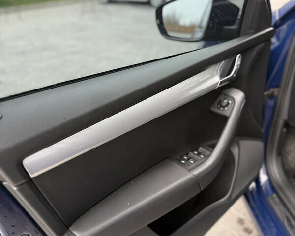 Синий Шкода Октавия, объемом двигателя 1.97 л и пробегом 228 тыс. км за 13200 $, фото 12 на Automoto.ua