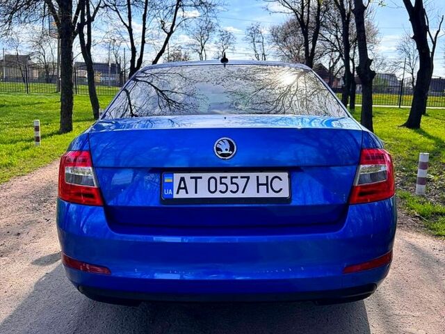 Синій Шкода Октавія, об'ємом двигуна 1.6 л та пробігом 236 тис. км за 11000 $, фото 2 на Automoto.ua