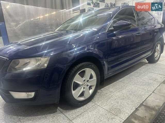 Синій Шкода Октавія, об'ємом двигуна 1.97 л та пробігом 390 тис. км за 11500 $, фото 3 на Automoto.ua