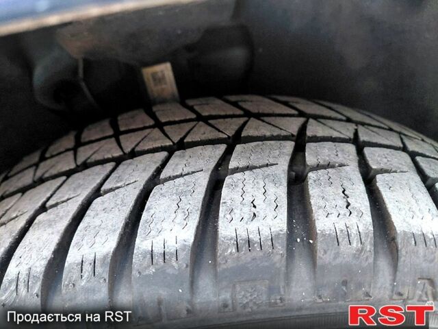 Синий Шкода Октавия, объемом двигателя 1.4 л и пробегом 175 тыс. км за 11700 $, фото 13 на Automoto.ua