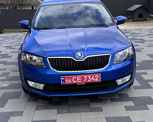 Синий Шкода Октавия, объемом двигателя 1.97 л и пробегом 291 тыс. км за 12300 $, фото 1 на Automoto.ua