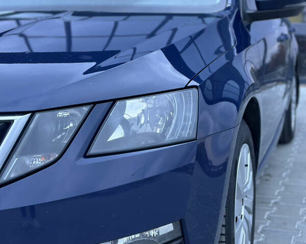 Синий Шкода Октавия, объемом двигателя 1.4 л и пробегом 184 тыс. км за 11900 $, фото 17 на Automoto.ua