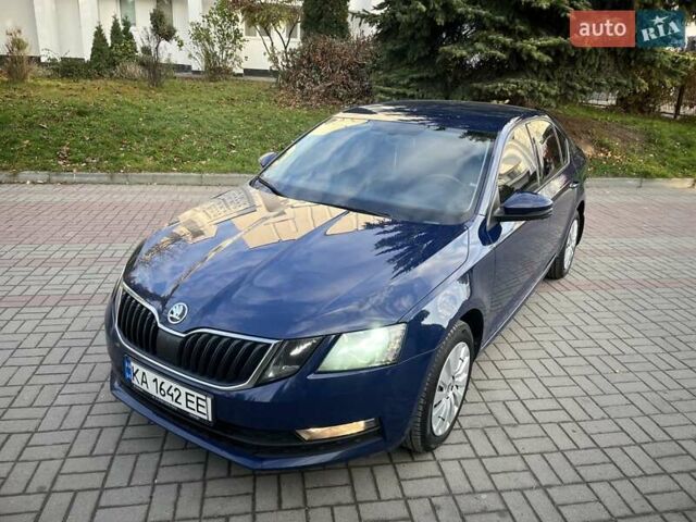Синий Шкода Октавия, объемом двигателя 1.4 л и пробегом 180 тыс. км за 12500 $, фото 6 на Automoto.ua