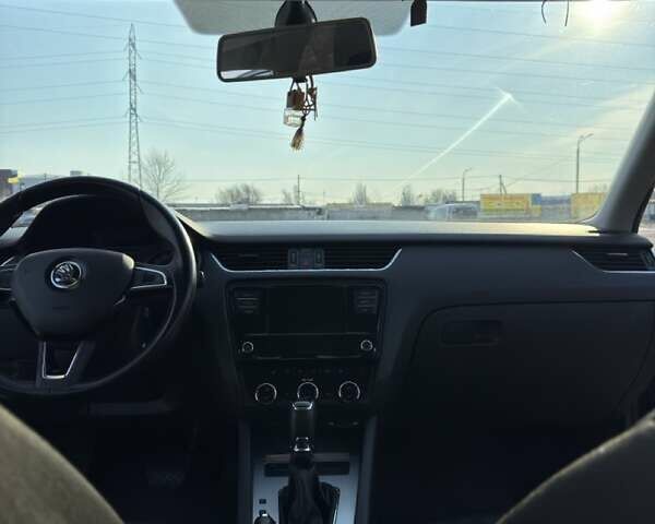 Синий Шкода Октавия, объемом двигателя 1.4 л и пробегом 150 тыс. км за 12655 $, фото 1 на Automoto.ua