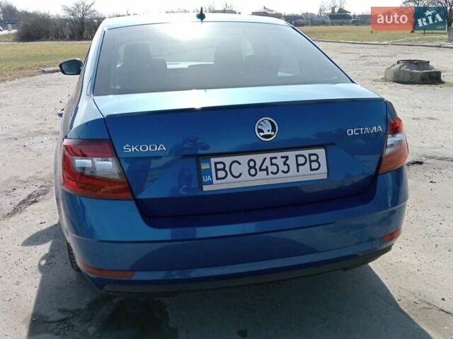 Синий Шкода Октавия, объемом двигателя 1.6 л и пробегом 243 тыс. км за 15700 $, фото 5 на Automoto.ua