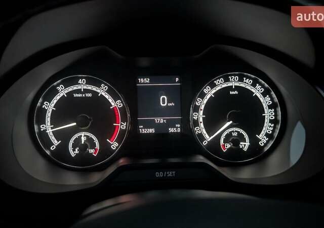 Синій Шкода Октавія, об'ємом двигуна 1.4 л та пробігом 133 тис. км за 13500 $, фото 9 на Automoto.ua