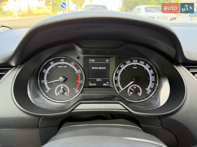 Синій Шкода Октавія, об'ємом двигуна 1.4 л та пробігом 180 тис. км за 11799 $, фото 25 на Automoto.ua