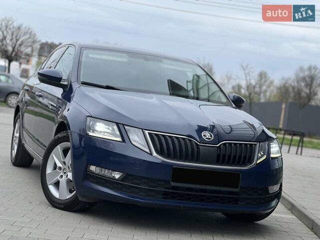Синій Шкода Октавія, об'ємом двигуна 1.6 л та пробігом 225 тис. км за 13300 $, фото 1 на Automoto.ua