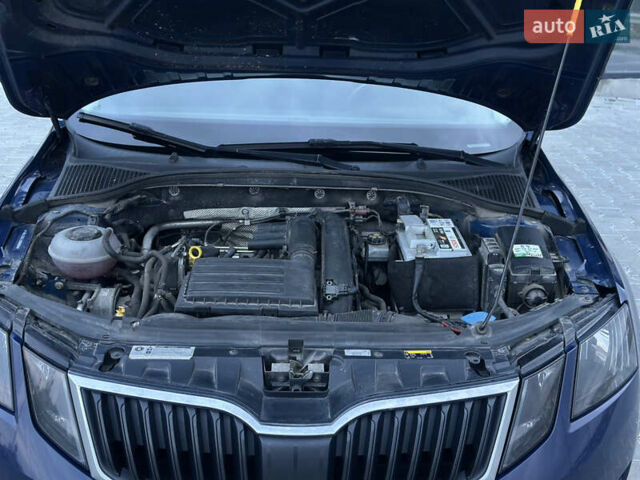 Синий Шкода Октавия, объемом двигателя 1.4 л и пробегом 184 тыс. км за 11900 $, фото 50 на Automoto.ua