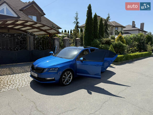Синий Шкода Октавия, объемом двигателя 1.6 л и пробегом 185 тыс. км за 20500 $, фото 5 на Automoto.ua