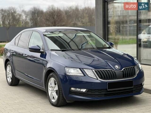 Синій Шкода Октавія, об'ємом двигуна 1.6 л та пробігом 225 тис. км за 13300 $, фото 5 на Automoto.ua