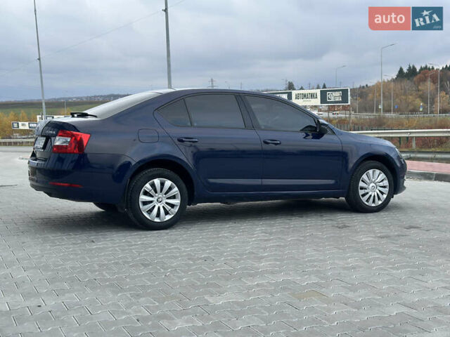 Синий Шкода Октавия, объемом двигателя 1.4 л и пробегом 184 тыс. км за 11900 $, фото 3 на Automoto.ua