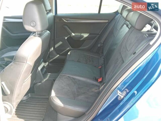 Синий Шкода Октавия, объемом двигателя 1.6 л и пробегом 243 тыс. км за 15700 $, фото 31 на Automoto.ua