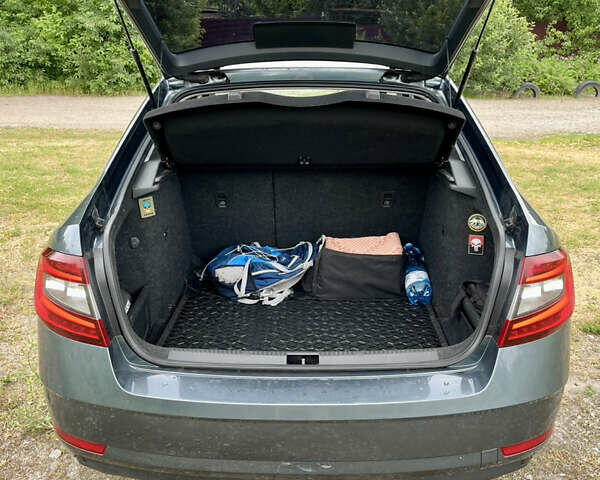 Синій Шкода Октавія, об'ємом двигуна 1.98 л та пробігом 168 тис. км за 15200 $, фото 8 на Automoto.ua