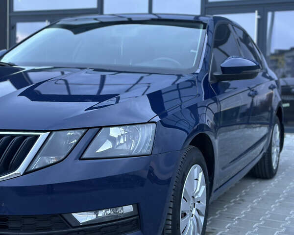 Синий Шкода Октавия, объемом двигателя 1.4 л и пробегом 184 тыс. км за 11900 $, фото 12 на Automoto.ua