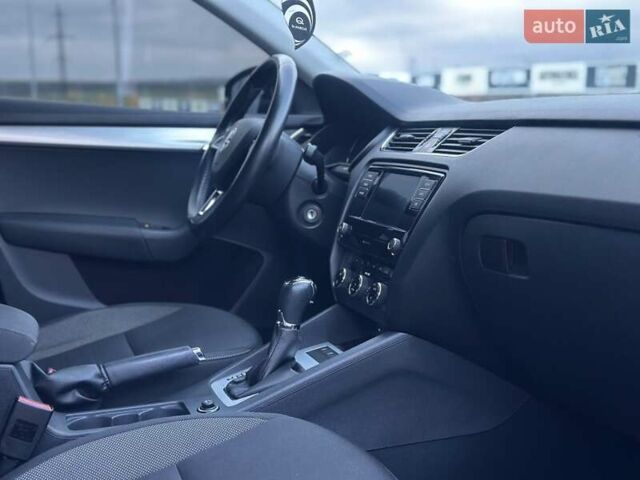 Синий Шкода Октавия, объемом двигателя 1.4 л и пробегом 184 тыс. км за 11900 $, фото 55 на Automoto.ua