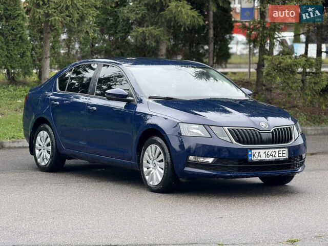 Синий Шкода Октавия, объемом двигателя 1.4 л и пробегом 184 тыс. км за 11899 $, фото 4 на Automoto.ua