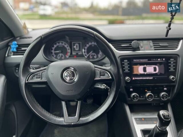 Синій Шкода Октавія, об'ємом двигуна 1.6 л та пробігом 225 тис. км за 13300 $, фото 19 на Automoto.ua
