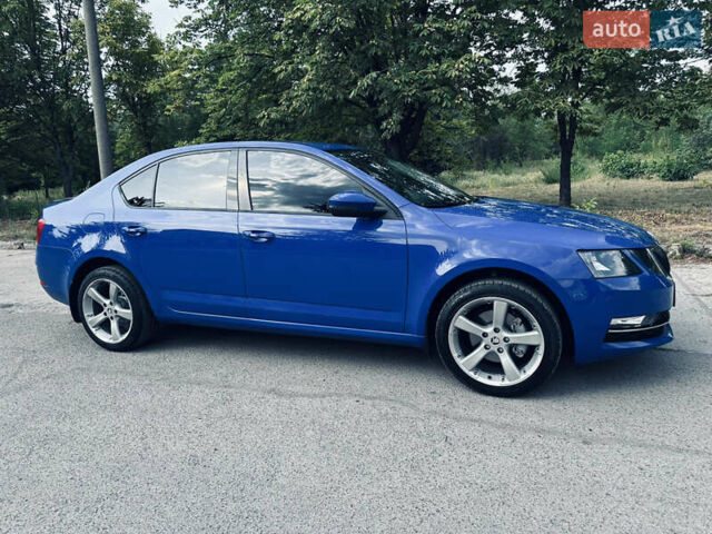 Синий Шкода Октавия, объемом двигателя 1.4 л и пробегом 177 тыс. км за 12999 $, фото 12 на Automoto.ua