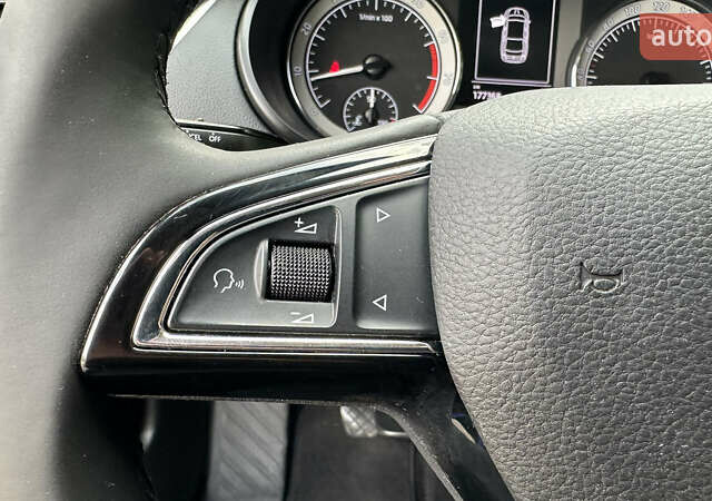 Синий Шкода Октавия, объемом двигателя 1.4 л и пробегом 177 тыс. км за 12999 $, фото 22 на Automoto.ua