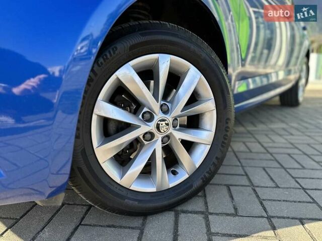 Синий Шкода Октавия, объемом двигателя 1.97 л и пробегом 154 тыс. км за 16800 $, фото 8 на Automoto.ua