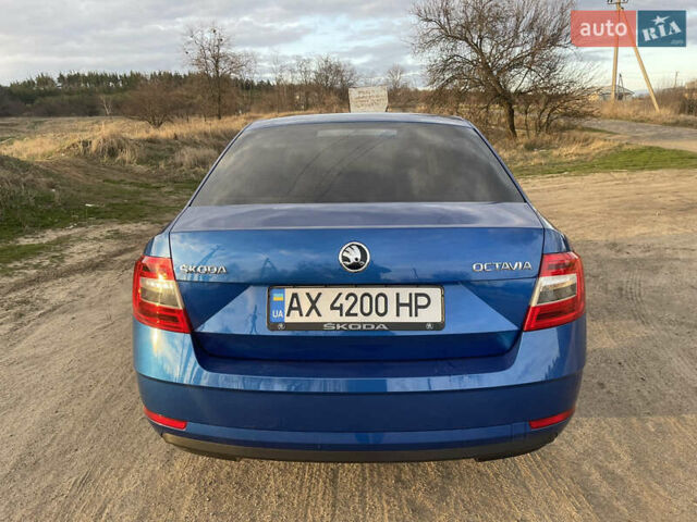 Синій Шкода Октавія, об'ємом двигуна 1.6 л та пробігом 199 тис. км за 13350 $, фото 6 на Automoto.ua
