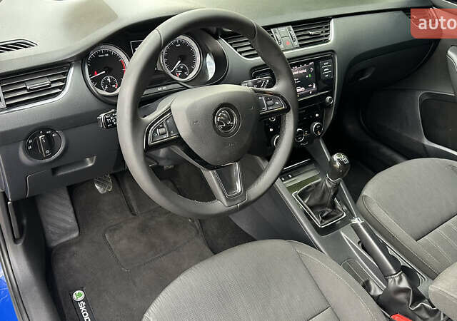 Синий Шкода Октавия, объемом двигателя 1.4 л и пробегом 177 тыс. км за 12999 $, фото 19 на Automoto.ua