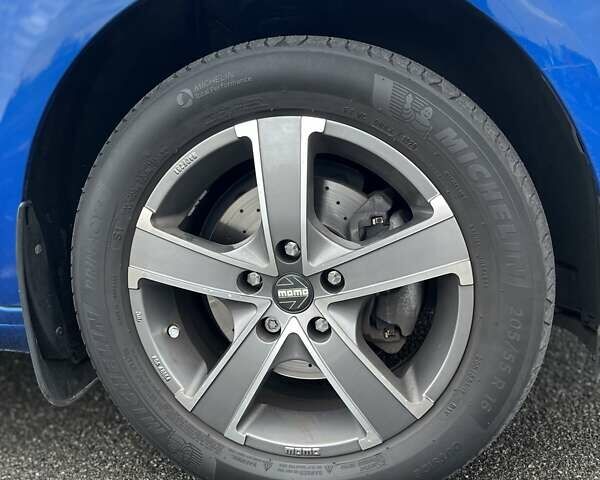 Синий Шкода Октавия, объемом двигателя 1.4 л и пробегом 124 тыс. км за 16500 $, фото 8 на Automoto.ua