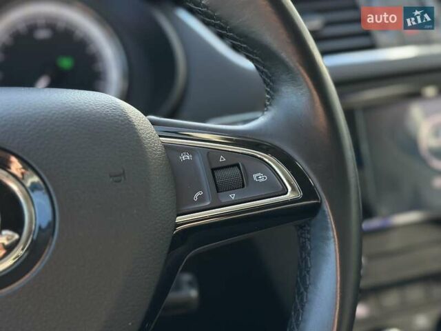 Синий Шкода Октавия, объемом двигателя 1.97 л и пробегом 154 тыс. км за 16800 $, фото 17 на Automoto.ua