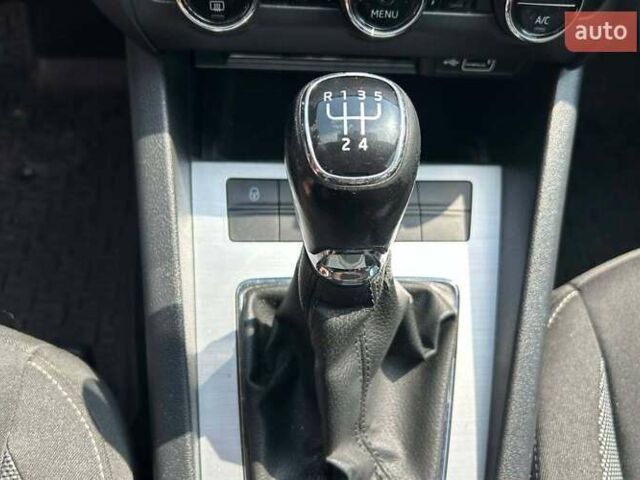 Шкода Октавия 2018 в Черновцах на Automoto.ua Синий Шкода Октавия, объемом двигателя 1.6 л и пробегом 188 тыс. км за 13800 $, фото 11 на Automoto.ua