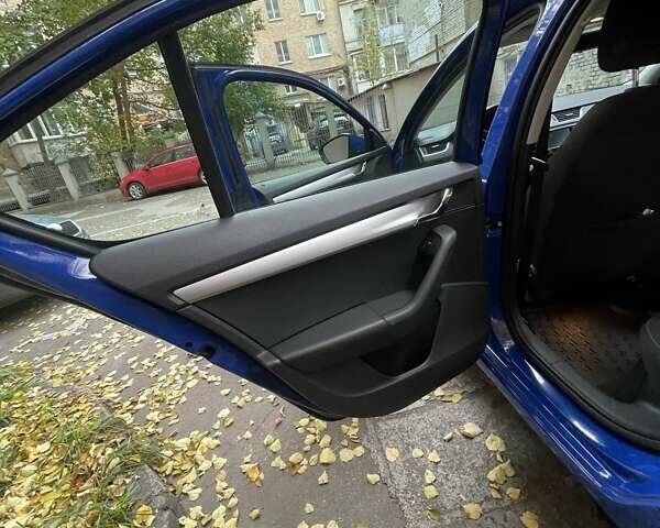 Синий Шкода Октавия, объемом двигателя 1.4 л и пробегом 112 тыс. км за 14900 $, фото 19 на Automoto.ua