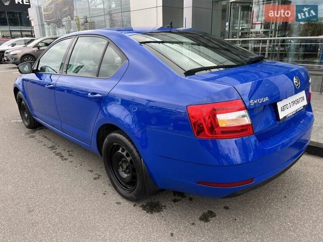 Синій Шкода Октавія, об'ємом двигуна 1.4 л та пробігом 137 тис. км за 15472 $, фото 4 на Automoto.ua