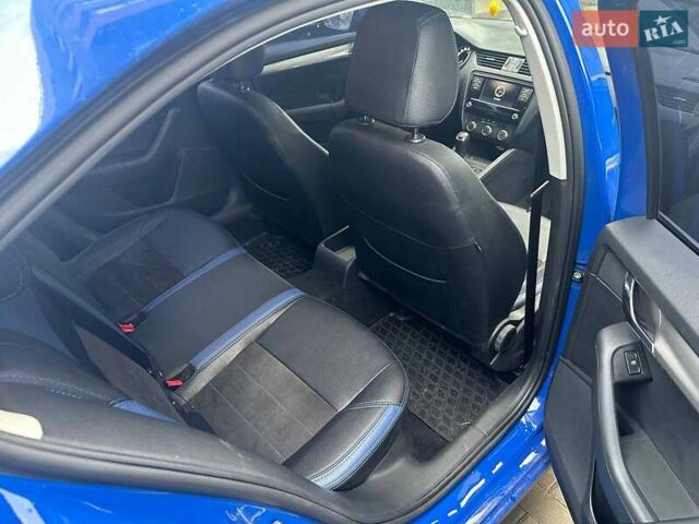 Синій Шкода Октавія, об'ємом двигуна 1.4 л та пробігом 183 тис. км за 13000 $, фото 5 на Automoto.ua