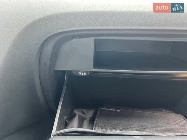 Синій Шкода Октавія, об'ємом двигуна 1.4 л та пробігом 137 тис. км за 15472 $, фото 18 на Automoto.ua