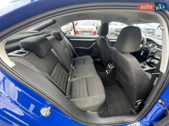 Синій Шкода Октавія, об'ємом двигуна 1.4 л та пробігом 137 тис. км за 15472 $, фото 15 на Automoto.ua