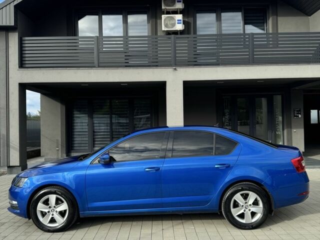 Синий Шкода Октавия, объемом двигателя 1.6 л и пробегом 265 тыс. км за 11700 $, фото 5 на Automoto.ua