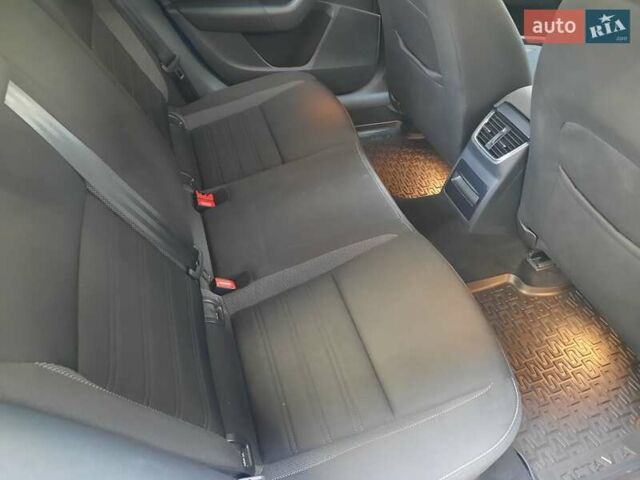 Синий Шкода Октавия, объемом двигателя 1.4 л и пробегом 140 тыс. км за 14599 $, фото 6 на Automoto.ua