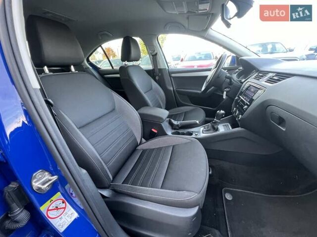 Синій Шкода Октавія, об'ємом двигуна 1.4 л та пробігом 70 тис. км за 15591 $, фото 16 на Automoto.ua