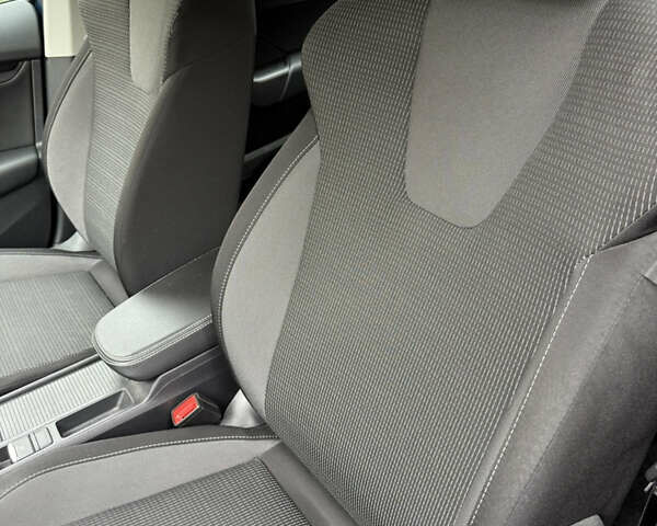 Шкода Октавия 2020 в Одессе на Automoto.ua Синий Шкода Октавия, объемом двигателя 1.4 л и пробегом 53 тыс. км за 19900 $, фото 10 на Automoto.ua