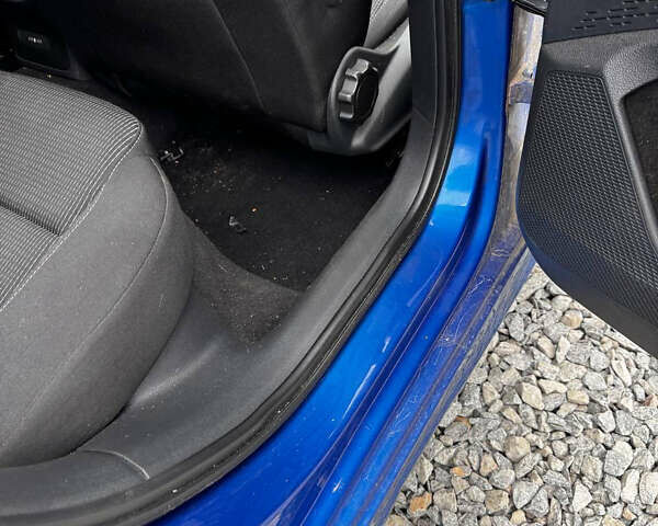 Синий Шкода Октавия, объемом двигателя 1.4 л и пробегом 75 тыс. км за 3500 $, фото 14 на Automoto.ua