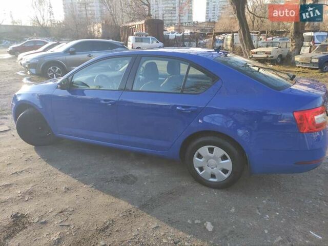 Шкода Октавия 2020 в Киеве на Automoto.ua Синий Шкода Октавия, объемом двигателя 1.6 л и пробегом 181 тыс. км за 15000 $, фото 6 на Automoto.ua